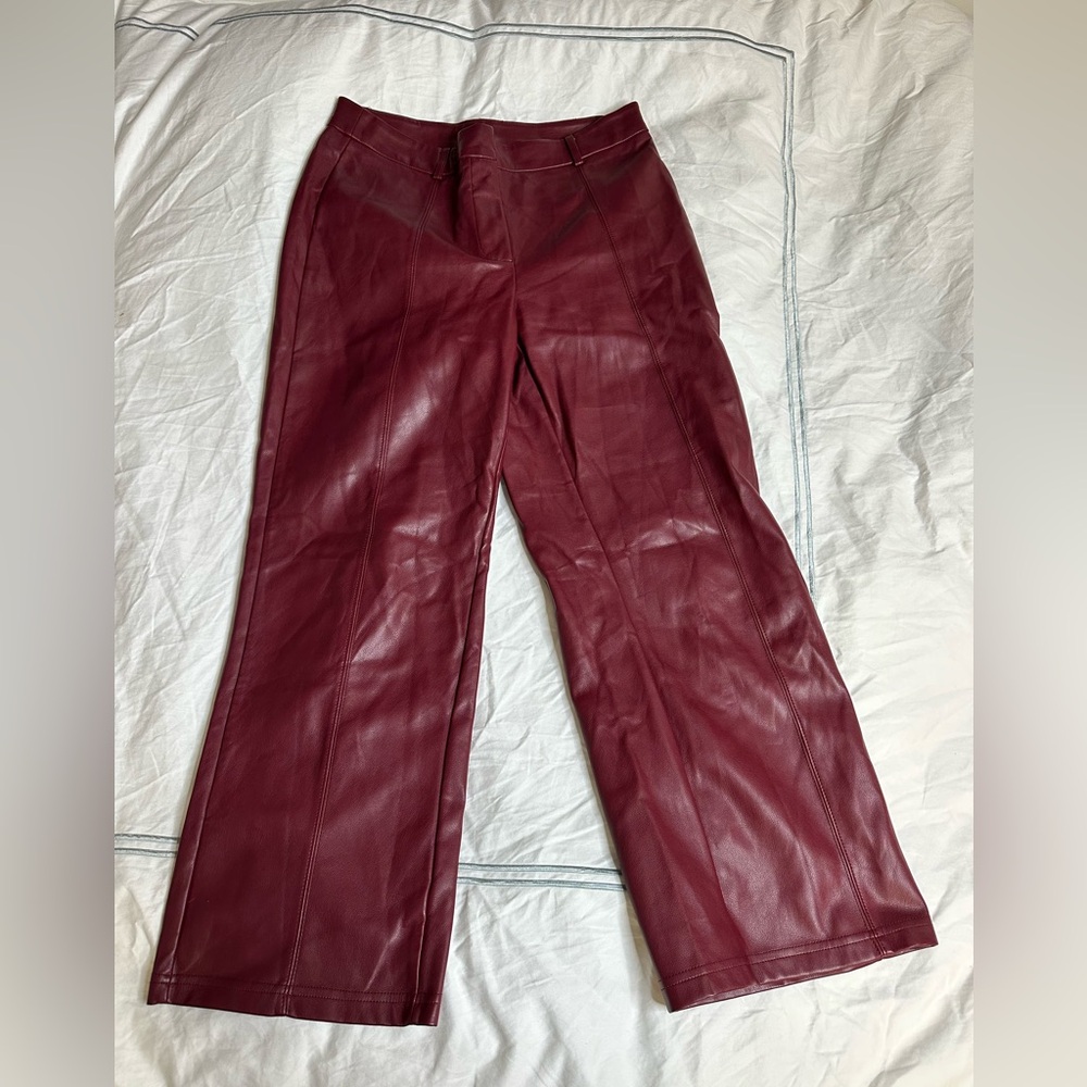 7 For All Mankind Faux Leather Pants in Size M
